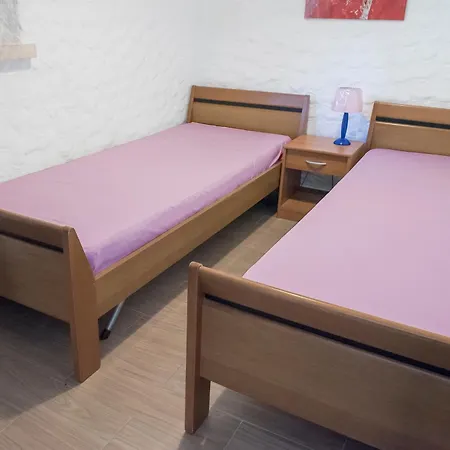 Trilocale Al Taunus, Con Giardino E Posto Auto - N082 Apartman